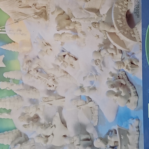 Springbok Snowbabies at Play 1000 Piece Jigsaw Puzzle Sealed Box - Picture 9 of 10